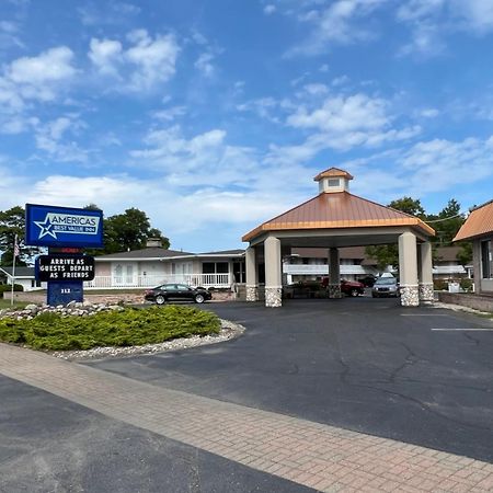 Travelodge By Wyndham Mackinaw City Exteriér fotografie
