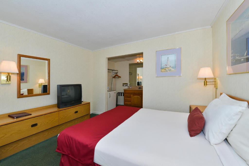 Travelodge By Wyndham Mackinaw City Pokoj fotografie